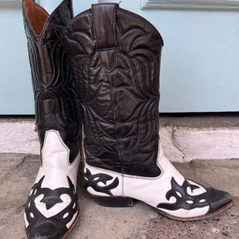 Guess Cowgirl Boots - size 6.5